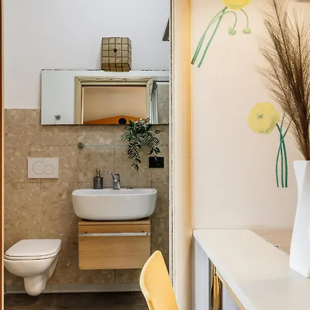 Apartahotel Le Dimore - Garden & Private Parking