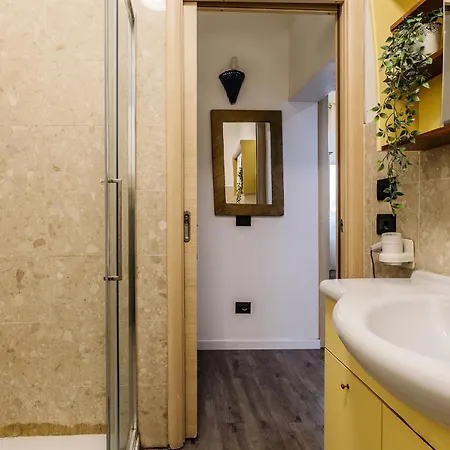 Apartahotel Le Dimore - Garden & Private Parking Verona