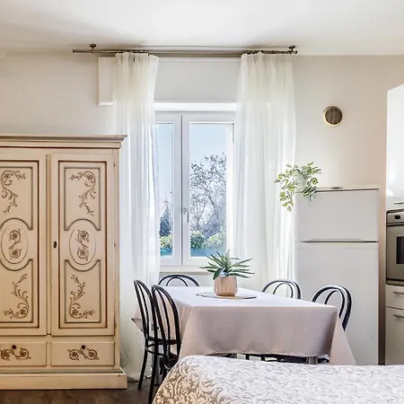 Le Dimore - Garden & Private Parking 3* Verona