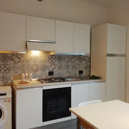 Le Dimore - Garden & Private Parking Apartahotel Verona