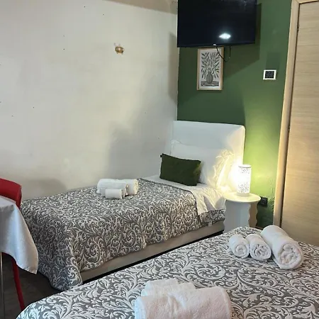 Apartahotel Le Dimore - Garden & Private Parking
