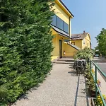 Le Dimore - Garden & Private Parking 3*