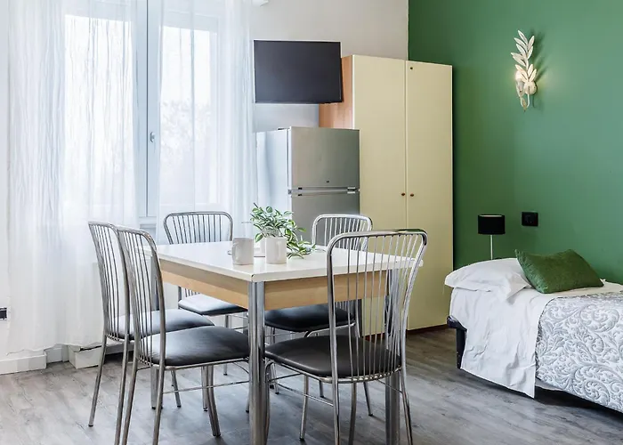 Le Dimore - Parcheggio E Giardino 3* Werona