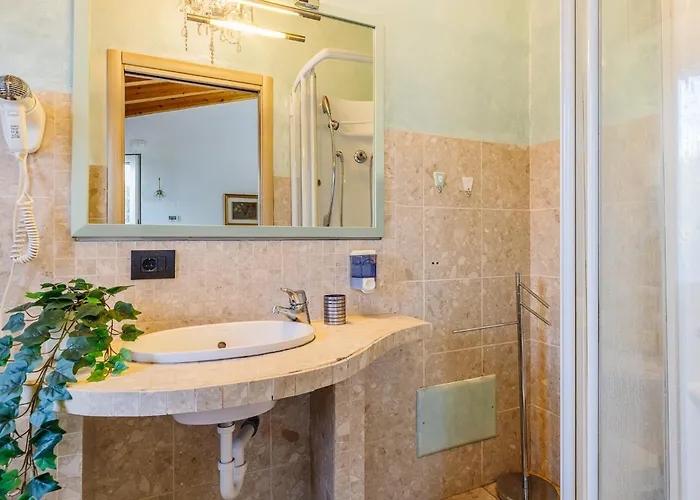 Le Dimore - Parcheggio E Giardino 3* Werona