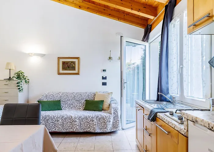 Hotel apartamentowy Le Dimore - Parcheggio E Giardino