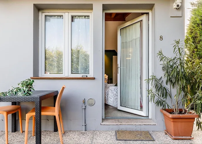 Le Dimore - Parcheggio E Giardino Hotel apartamentowy Werona