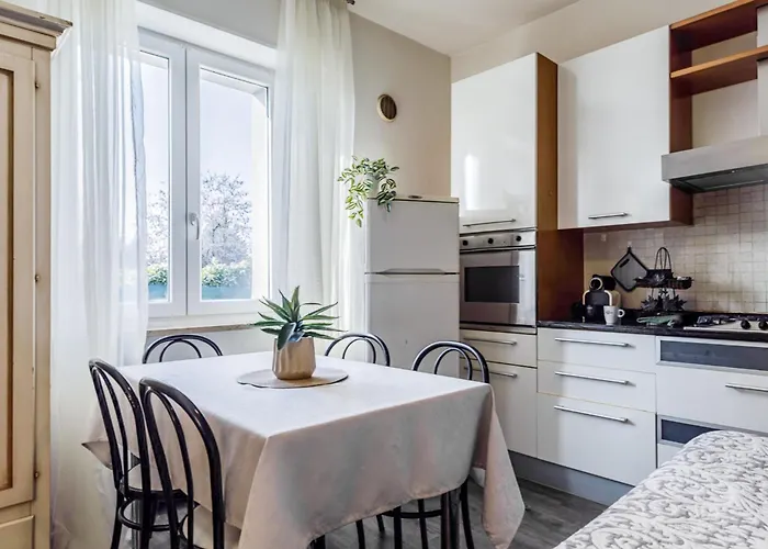 Apartmanhotel Le Dimore - Parcheggio E Giardino Verona