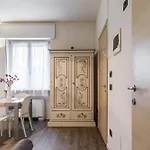 Le Dimore Apartments - Garden & Private Parking