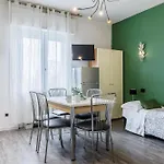 Le Dimore Apartments - Garden & Private Parking Lägenhetshotell
