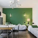 Le Dimore Apartments - Garden & Private Parking Verona