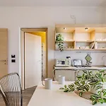 Appart hôtel Le Dimore Apartments - Garden & Private Parking