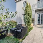 Le Dimore Apartments - Garden & Private Parking Lägenhetshotell
