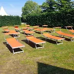 Le Dimore Apartments - Garden & Private Parking 3*