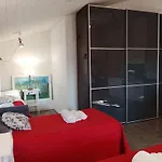 Le Dimore Apartments - Garden & Private Parking Appart hôtel