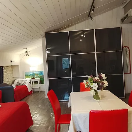 Le Dimore - Garden & Private Parking Aparthotel 3*